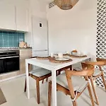 Acoteia Algarvia Perto De Excelentes Praias בית נופש קסטרו מארים